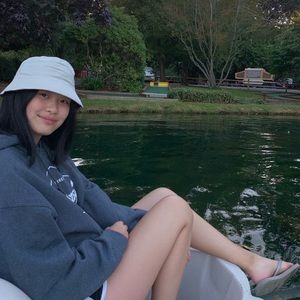 Meet your Posher, Yvonne